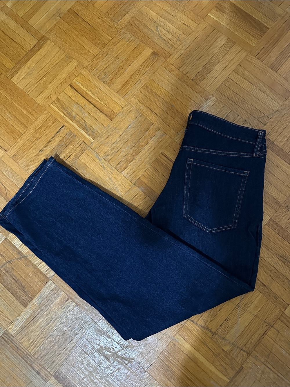 Size 10 - wow loose old navy jeans - never used